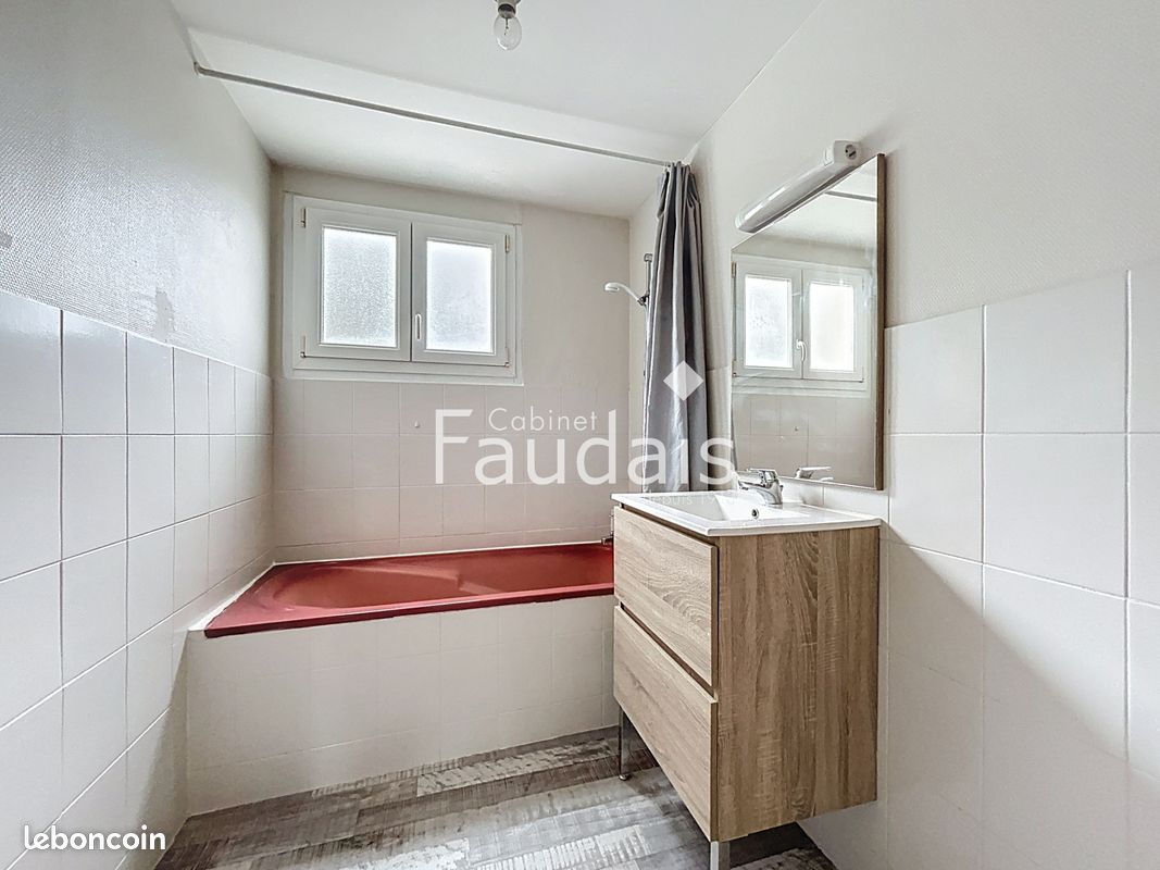 Appartement a louer saint-lo - 3 pièce(s) - 88 m2 - Surfyn