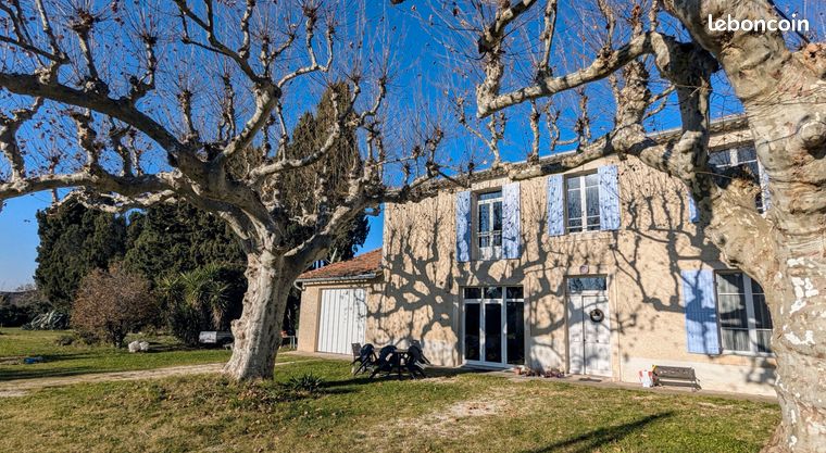Mas 9 pièces 238 m²