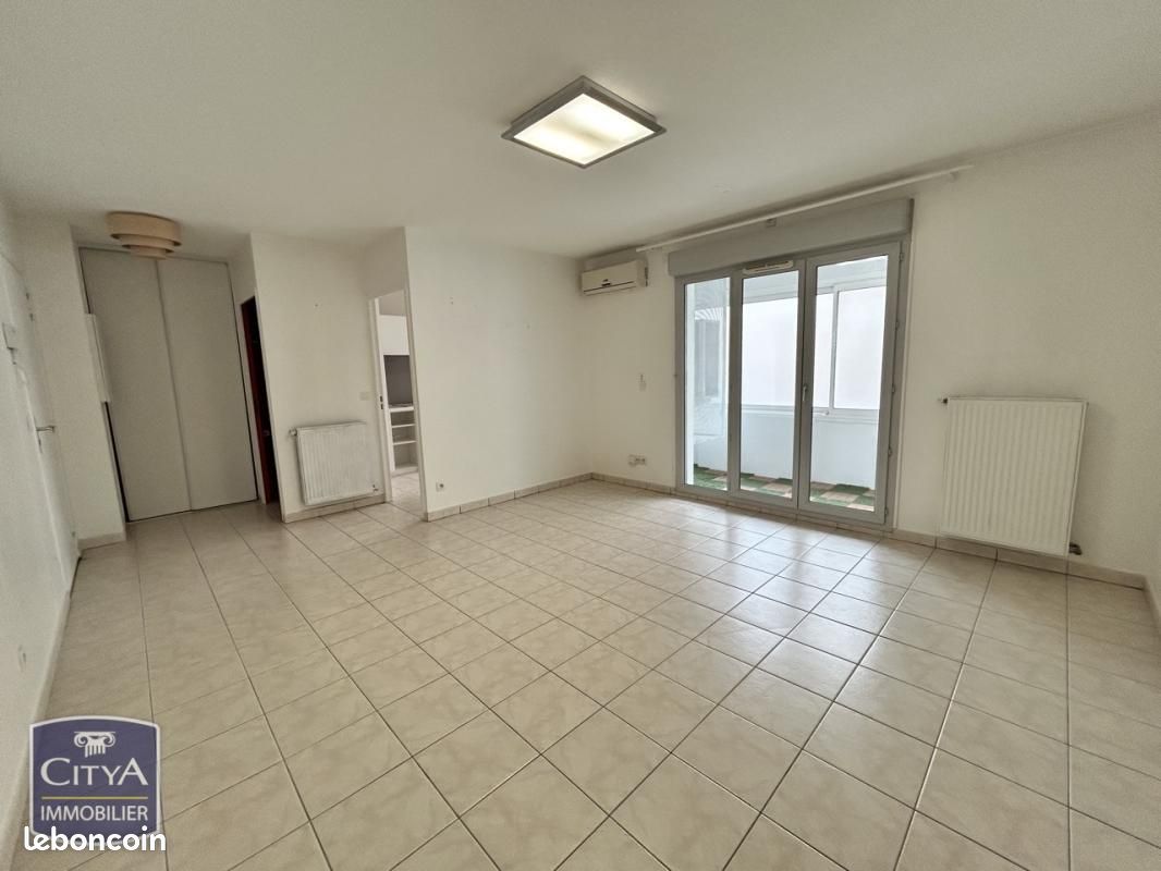 Appartement 2 pièces 47 m² · à Villefranche-sur-Saône · 47 m² · 145 000 €