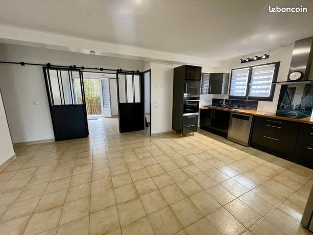 Maison 7 pièces 135 m² — 7