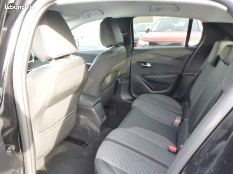 Peugeot 208 1.2 Hybrid 110ch Allure e-DCS6 (image 14)