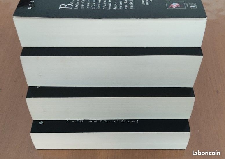 Twilight. 4 tomes. Stephenie Meyer (image 4)