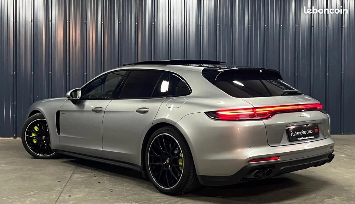 Porsche Panamera SPORT-TURISMO 4 - Garantie 1 An - Suivi complet - Pack chrono - PDLS plus (image 2)