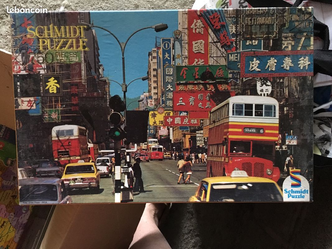 750 pièces HONGKONG Schmidt Puzzle/Complet années 80 (image 1)