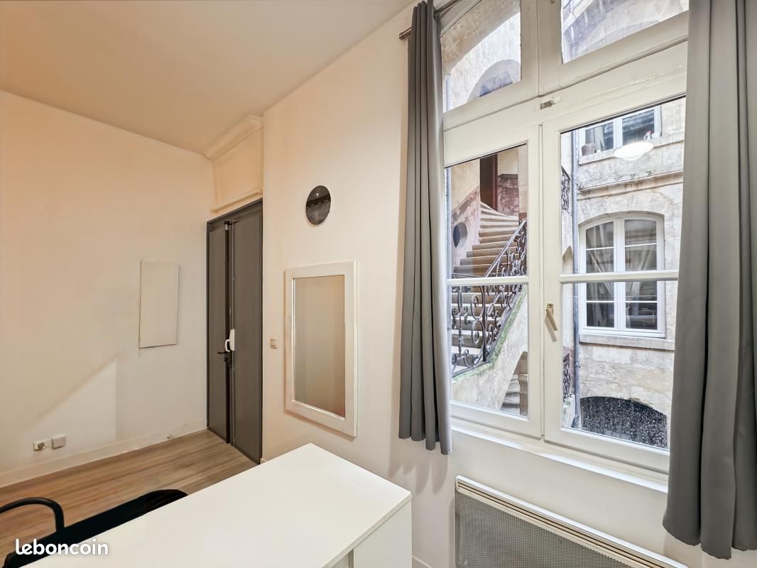 Appartement 1 pièce 25 m² · à Bordeaux · 25 m² · 120 000 €