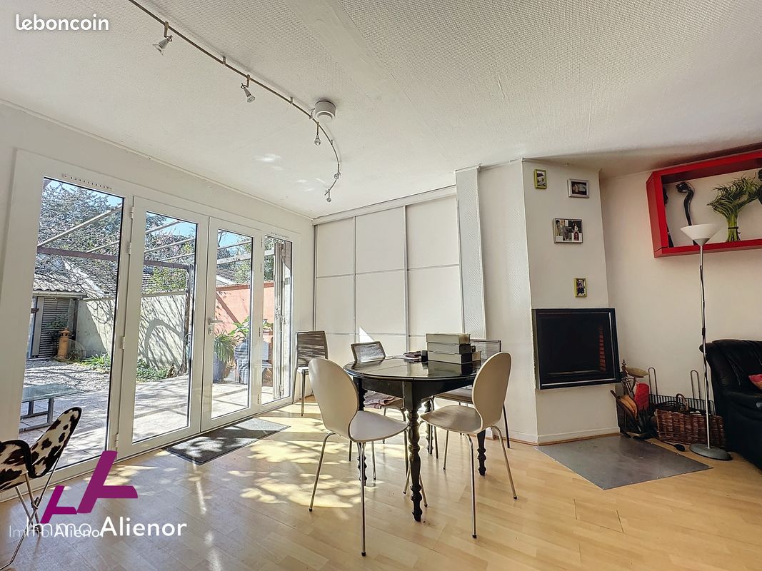Maison 4 pièces 96 m² - Bordeaux 33300 (image principale 0)