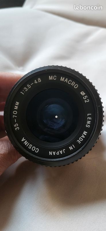 Objectif Cosina 35-70mm 1:3.5-4.8 MC MACRO monture F (image 3)
