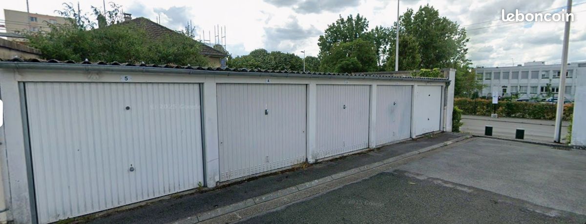 Garage/box Compiegne · à Compiègne · 11 000 €