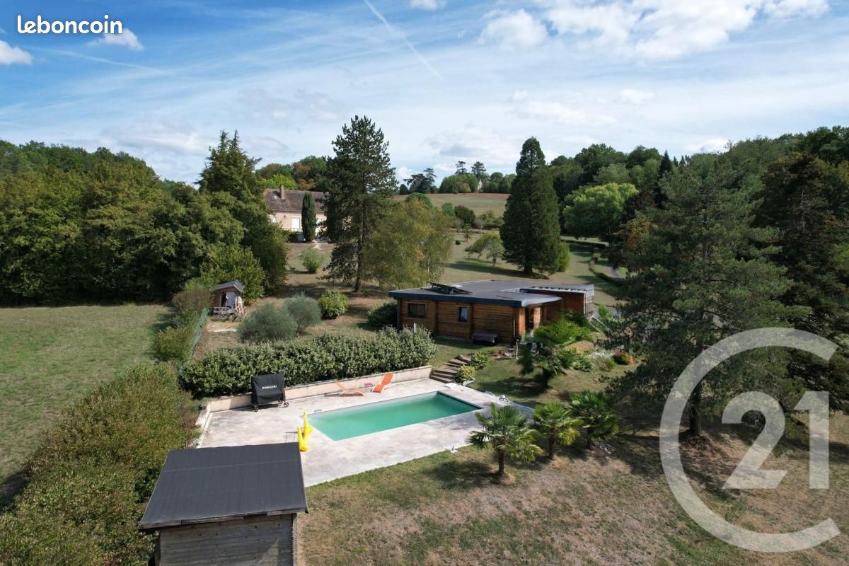 Maison 6 pièces 114 m² · à Château-l'Évêque · 114 m² · 360 000 €