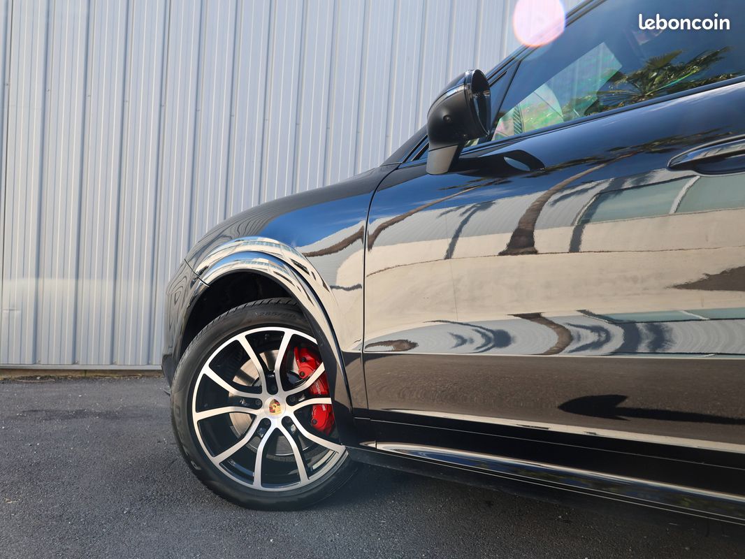 PORSCHE Cayenne 3.0 V6 440 ch Tiptronic BVA S (image 24)