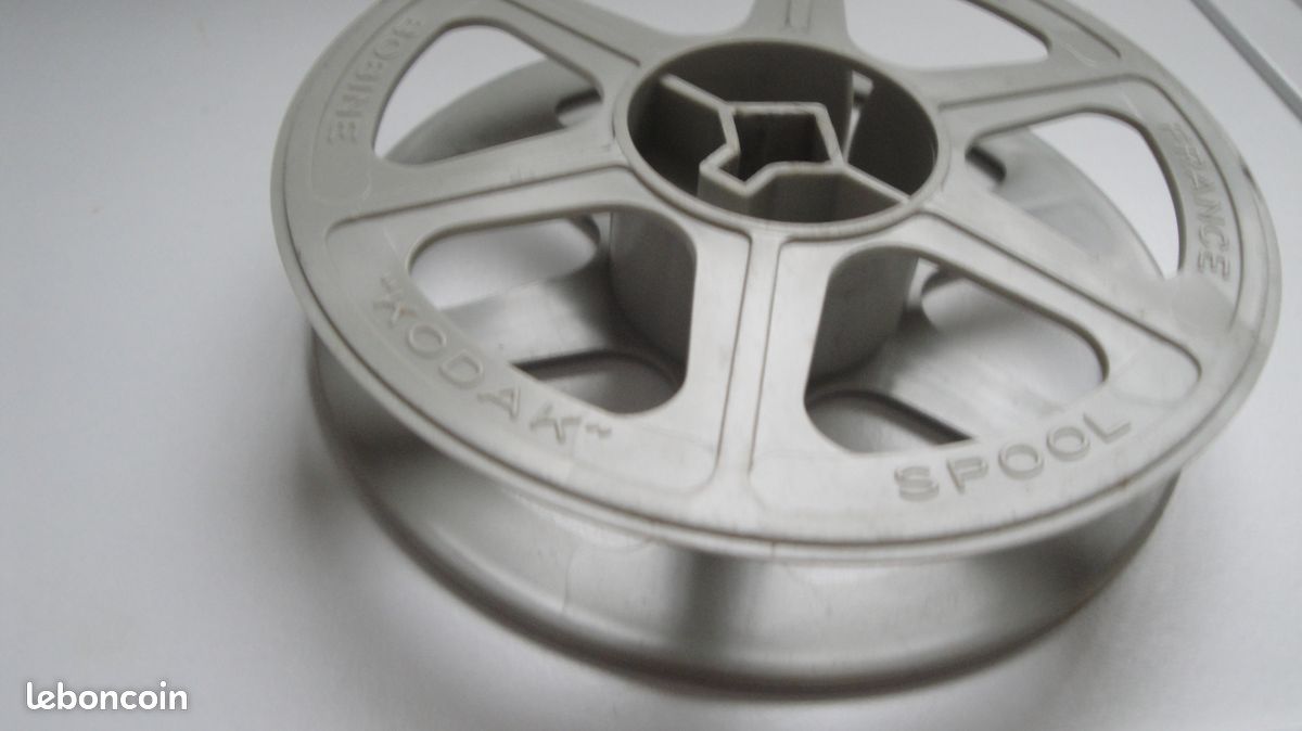Petite Bobine De Film 70 Mm Pour Projecteur - Occasion, Marque Film 70, Compatible Projecteur Cinéma