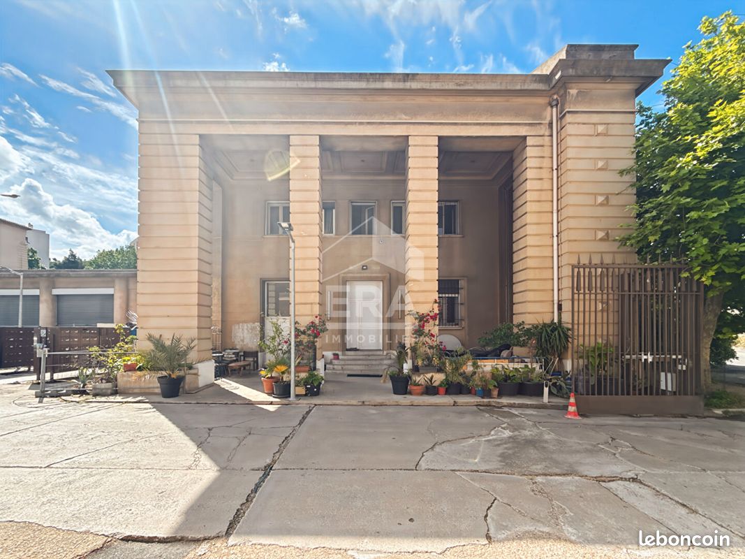 Maison 6 pièces 195 m² · à Marseille · 195 m² · 370 685 €