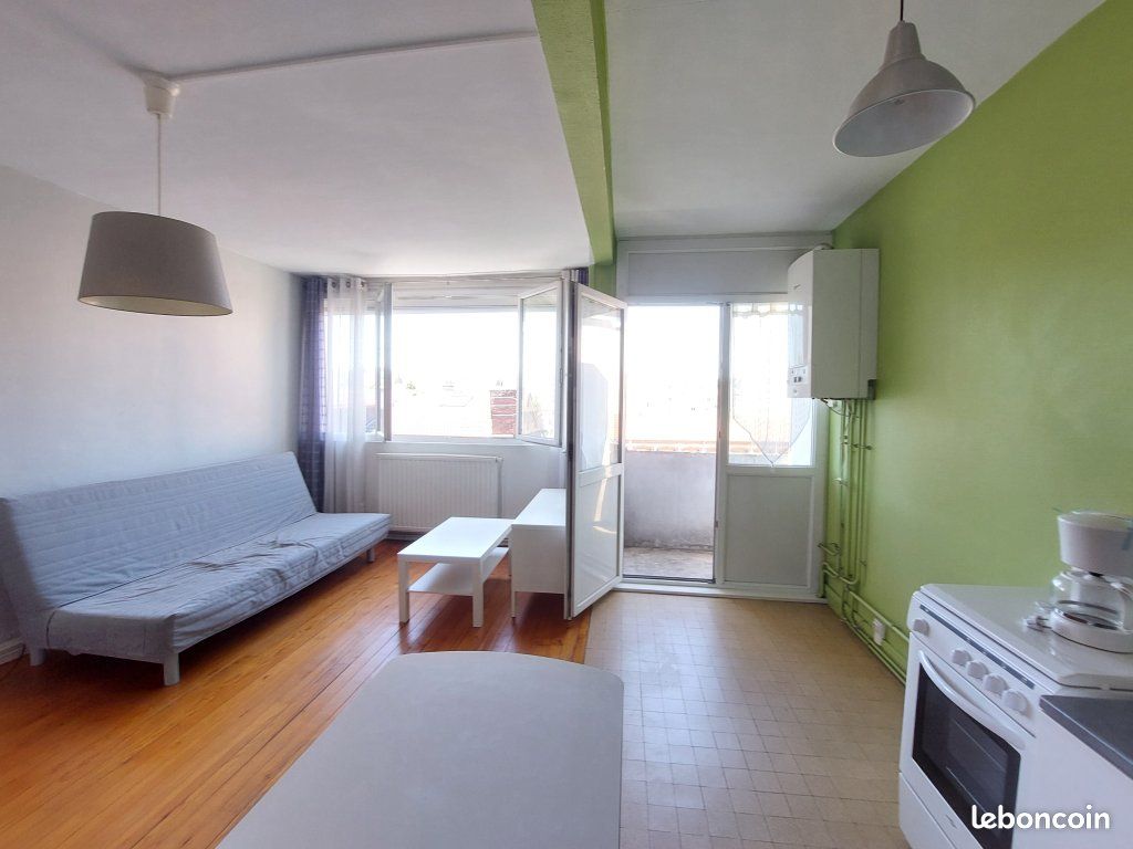Appartement 2 pièces 49 m² · à Saint-Étienne · 49 m² · 440 €