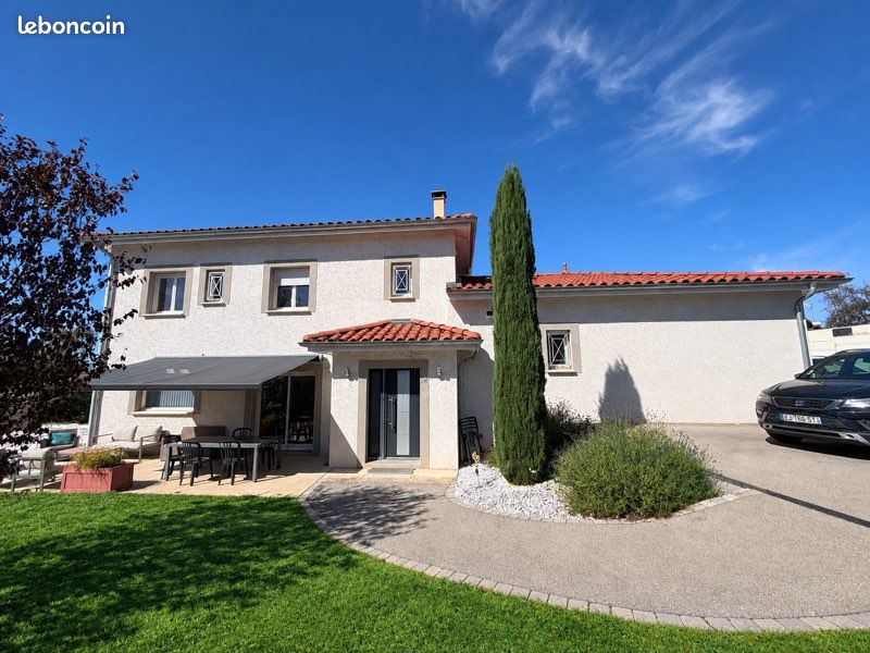 Maison 6 pièces 167 m² · à Saint-Vincent-de-Boisset · 167 m² · 469 000 €