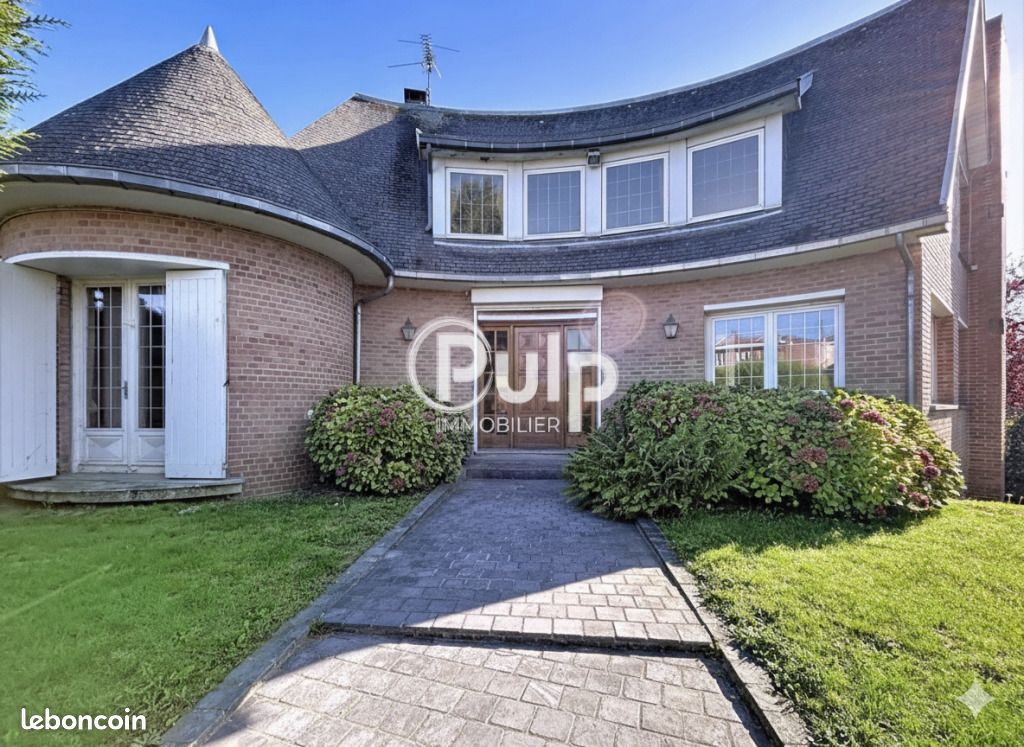 Maison 12 pièces 190 m² · à Wattignies · 190 m² · 500 000 €