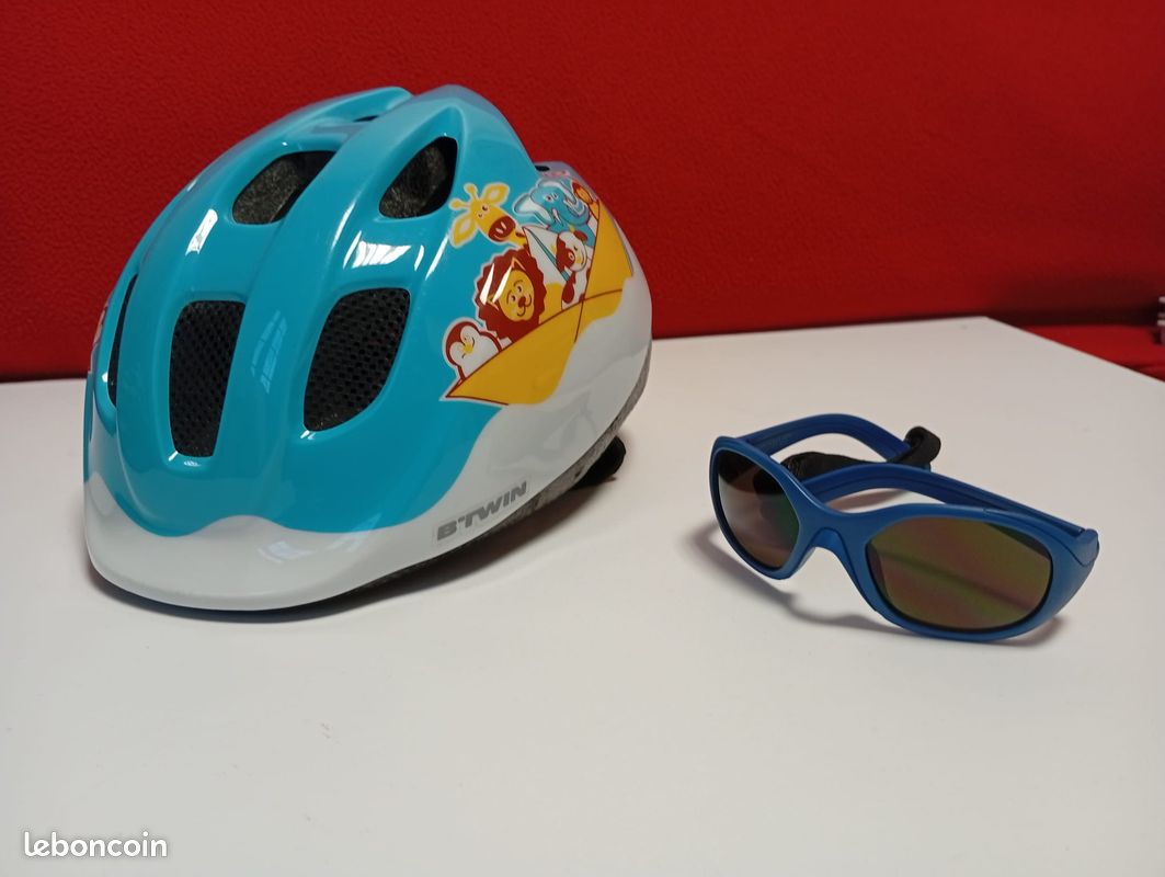 Lot vélo enfant (casque et lunettes) Équipements vélos