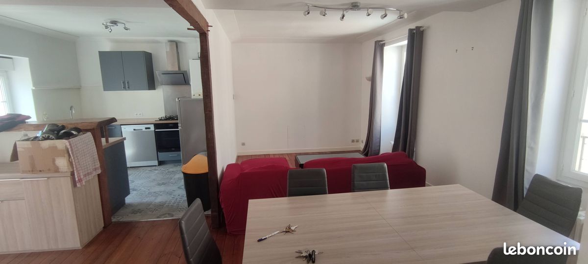Appartement 3 pièces 61 m² · à Laval · 61 m² · 720 €