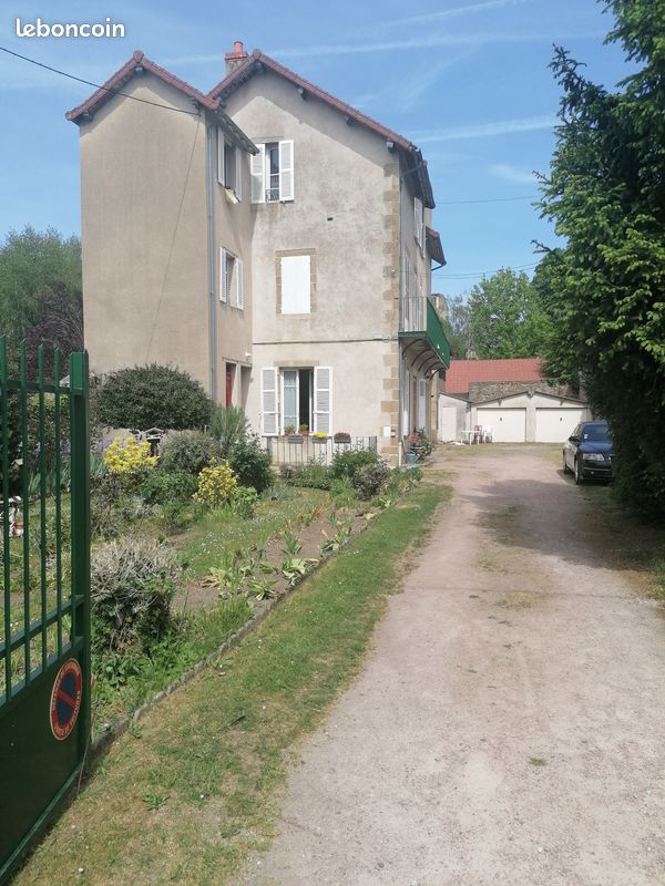 Maison 9 pièces 320 m² · à Autun · 320 m² · 180 000 €