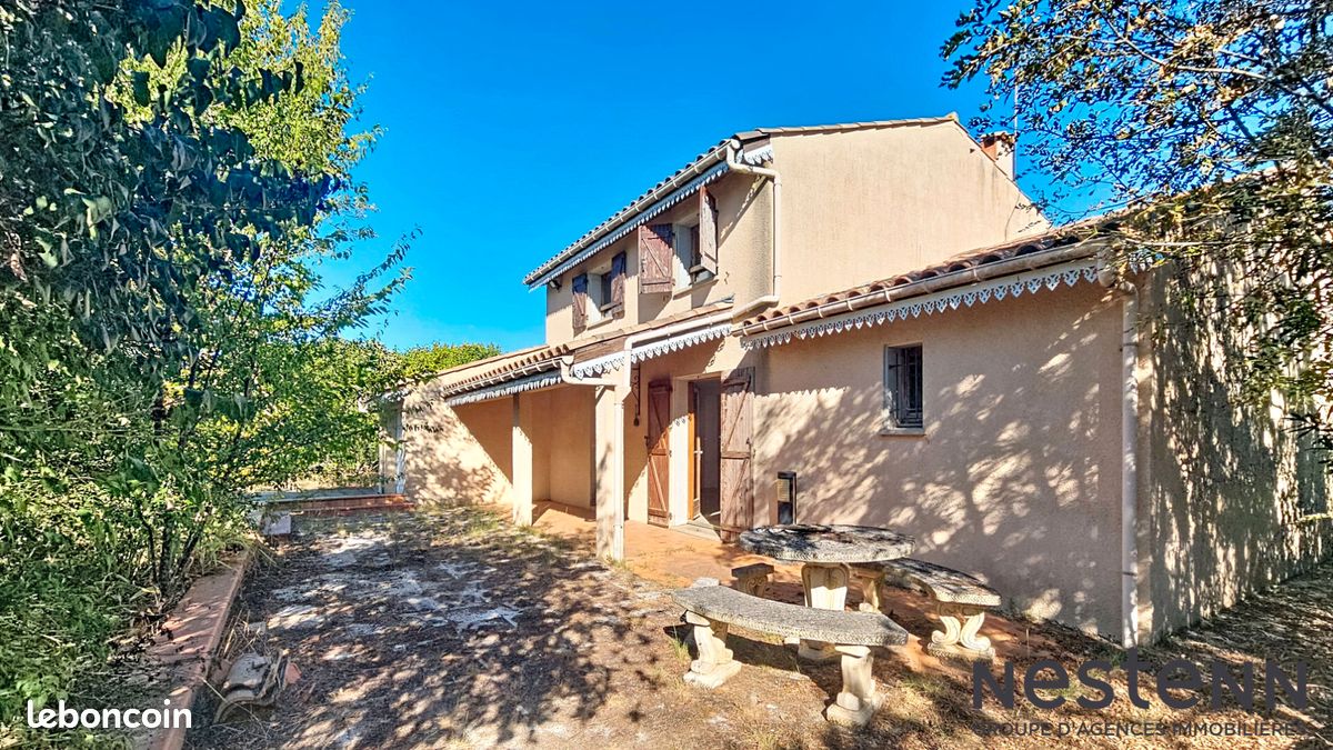 Maison 5 pièces 128 m² · à Saint-Élix-le-Château · 128 m² · 264 000 €