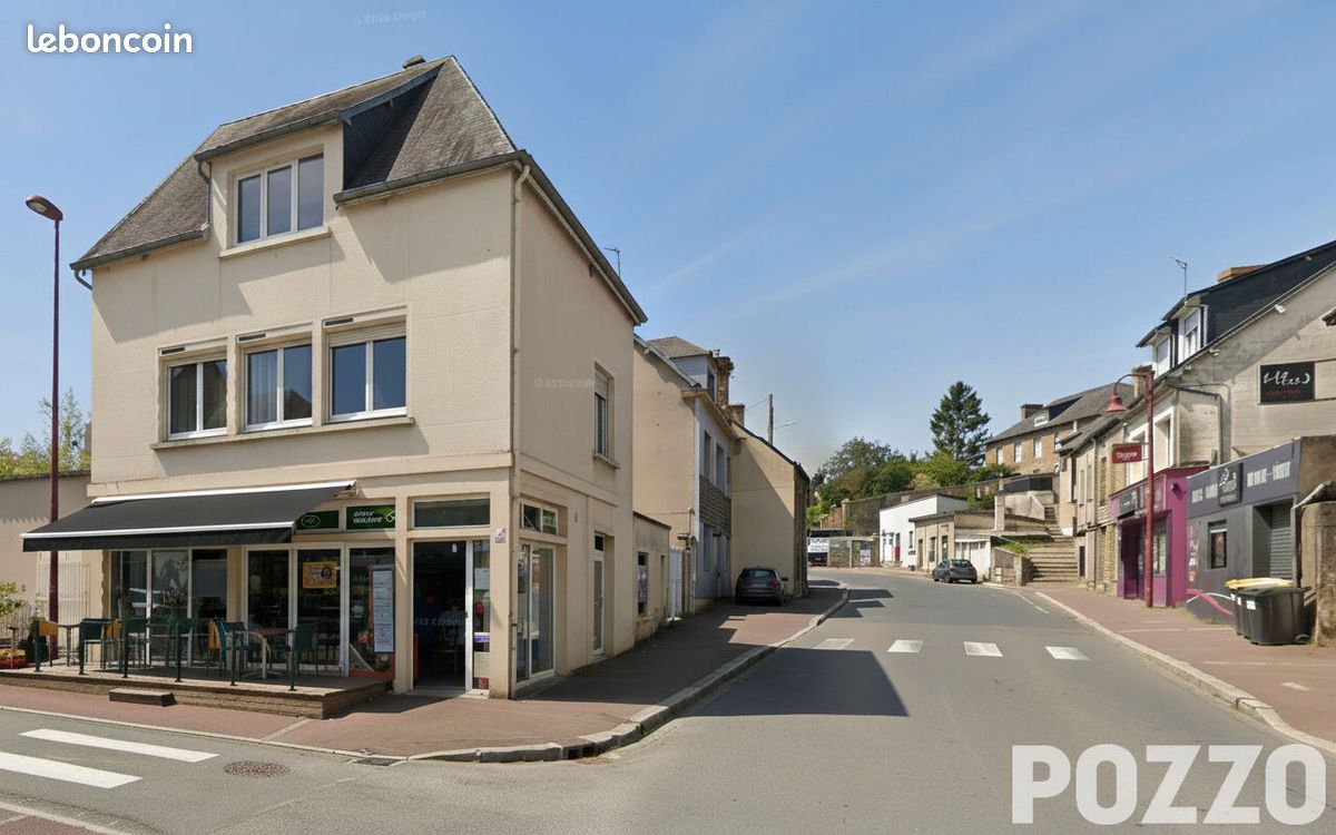Immeuble 6 pièces 200 m² · à Tessy-Bocage · 200 m² · 235 000 €