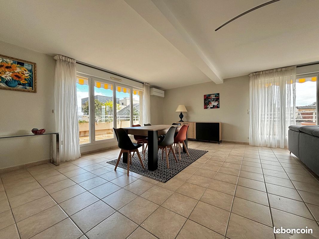 Appartement 3 pièces 126 m² - Brive-la-Gaillarde 19100 (image principale 2)