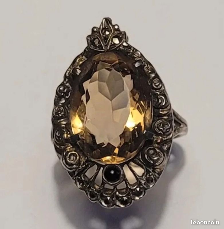 Bague Ancienne En Argent Avec Citrine Et Marcassites - Style Art Déco - Occasion
