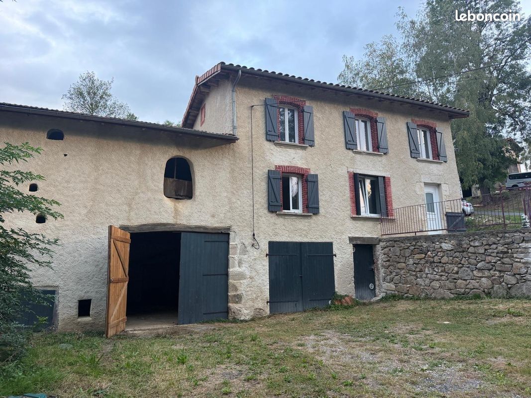 Maison 7 pièces 131 m² · à Olmet · 131 m² · 120 000 €