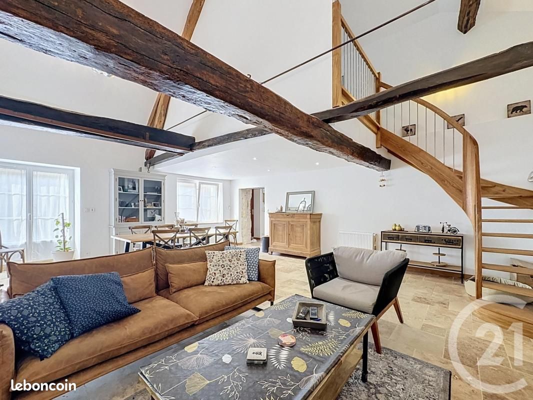 Maison 4 pièces 160 m² · à Cléry-Saint-André · 160 m² · 392 200 €