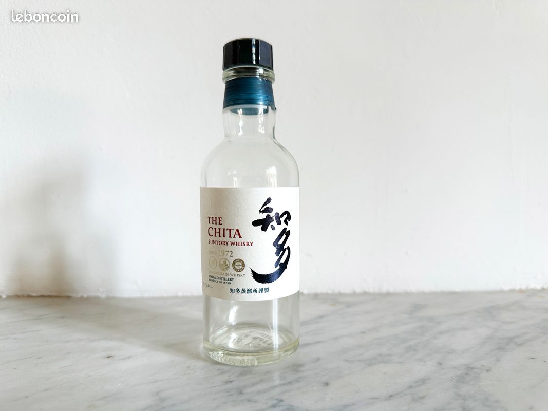 Bouteille de whisky japonais The Chita 180 ml - RARE - VIDE (image 1)