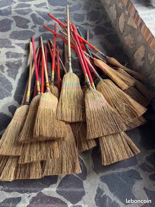 BALAI PAILLE DE RIZ - L'Outilleur Aubagnais