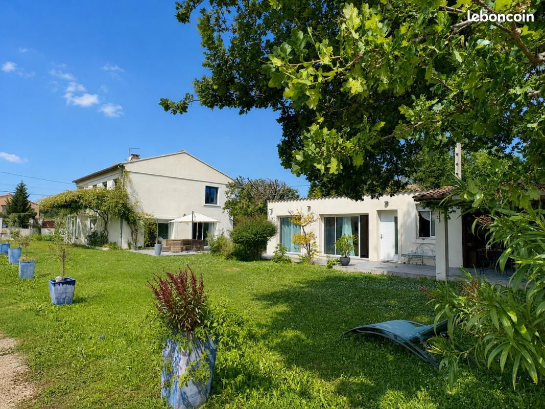 Maison 6 pièces 225 m² · au Thor · 225 m² · 519 000 €