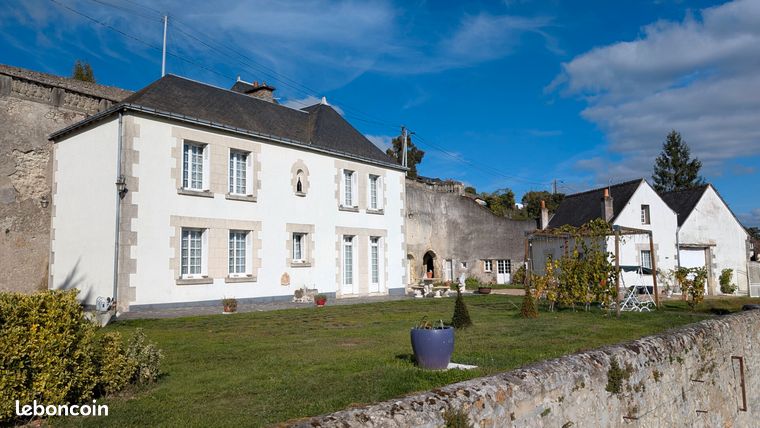 Propriété 8 pièces 230 m²