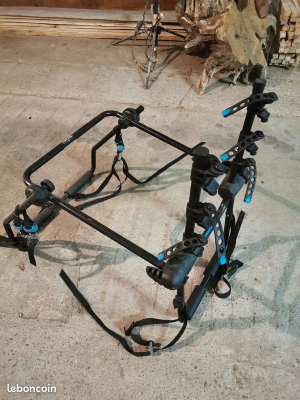 Porte vélo de coffre (image 1)