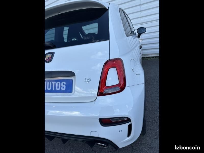 Abarth 500 1.4 Turbo T-Jet 165ch 595 MY22 (image 43)