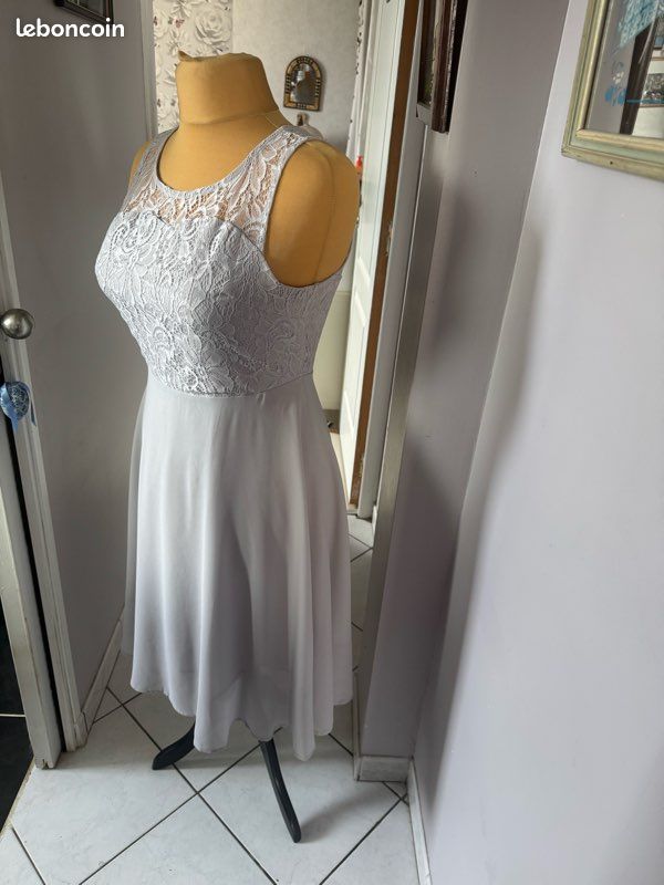 Femme robe « fêtes / cocktails » T 42 (image 2)