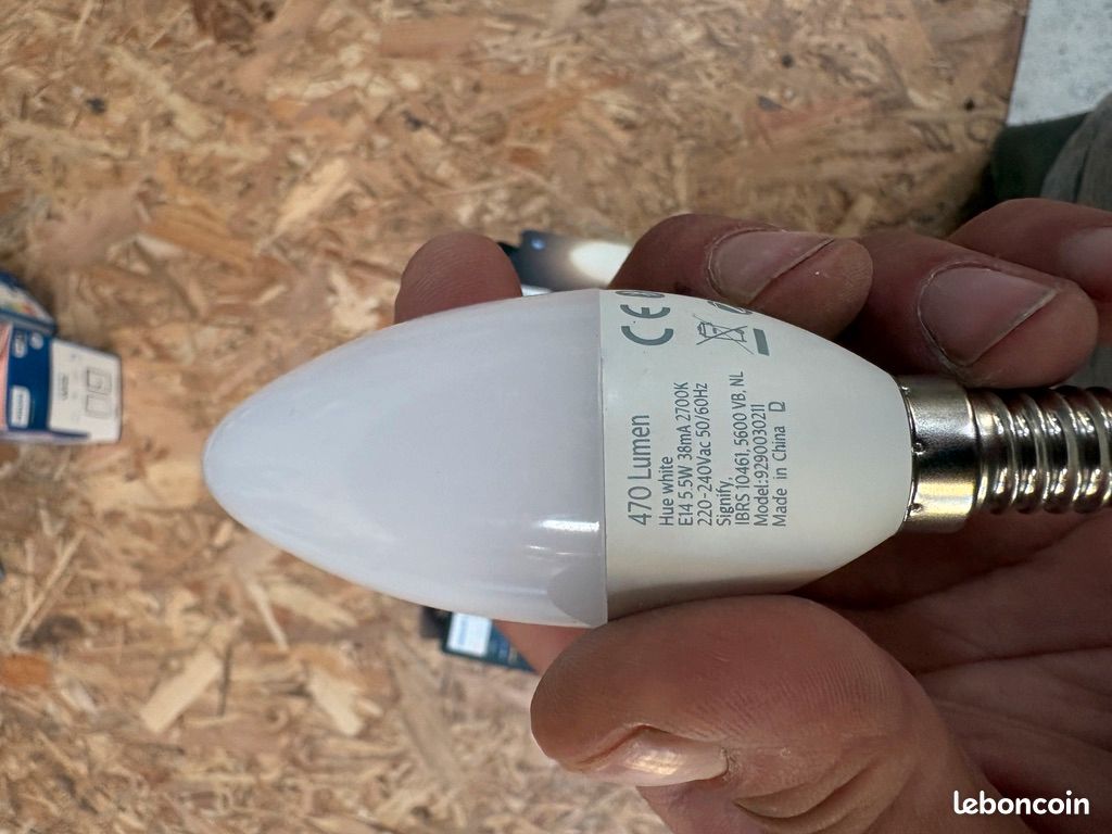 Philips HUE e14 White (image 2)