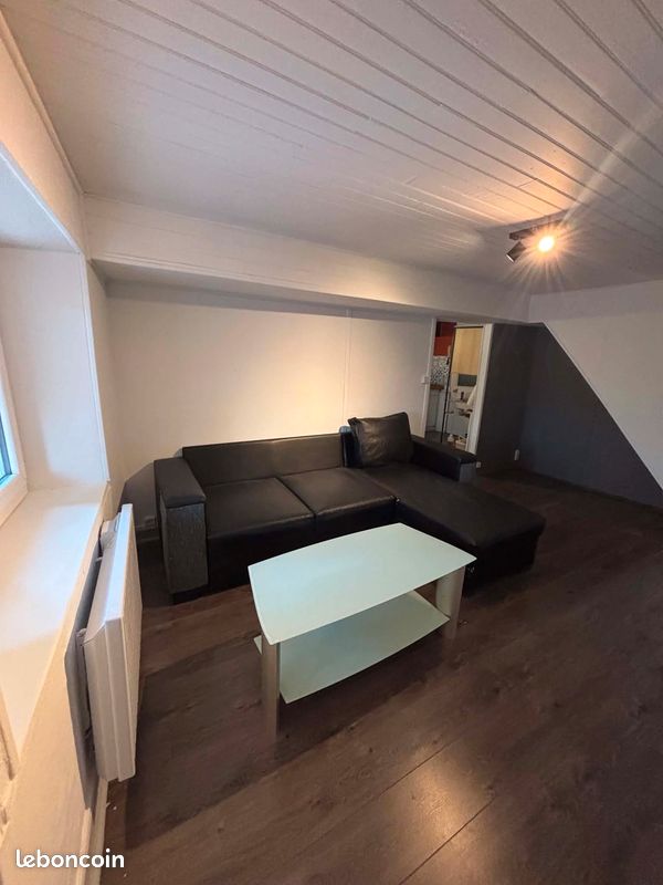 Appartement 2 pièces 45 m² · à Neufchâteau · 45 m² · 400 €