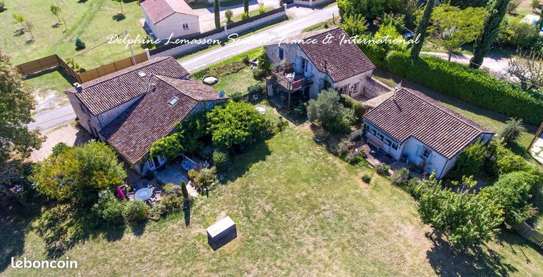 Maison 13 pièces 365 m²