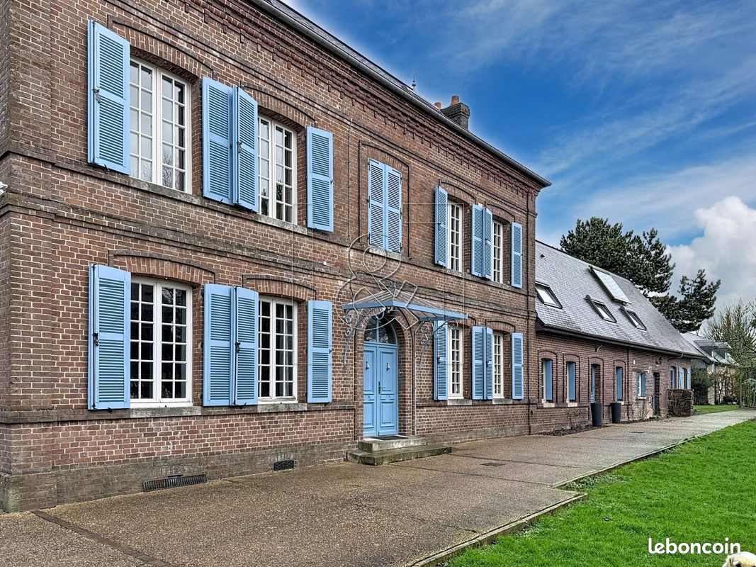 Maison 13 pièces 340 m² · à Rouen · 340 m² · 699 900 €