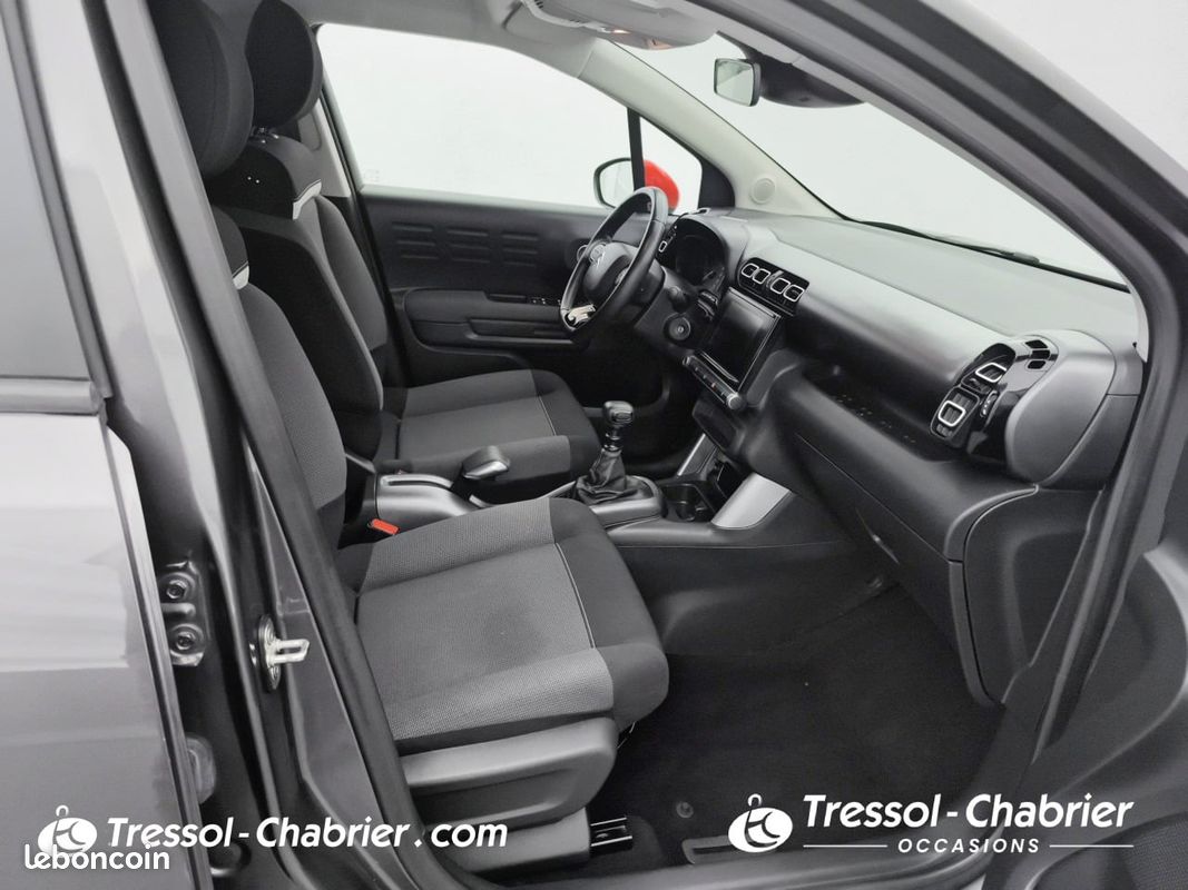 CITROEN C3 Aircross PureTech 110 S&S BVM6 Feel Business (image 22)