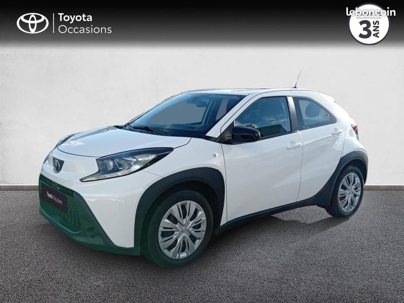 Toyota Aygo X 1.0 VVT-i 72ch Dynamic MY23 (image 1)