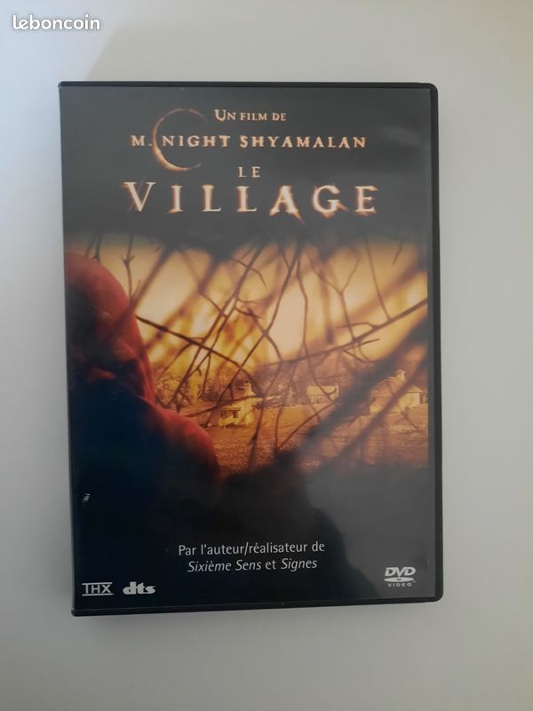 DVD Le village (image 1)