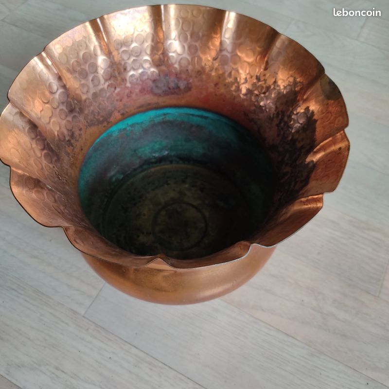 Cache pot cuivre rond et conique (image 2)