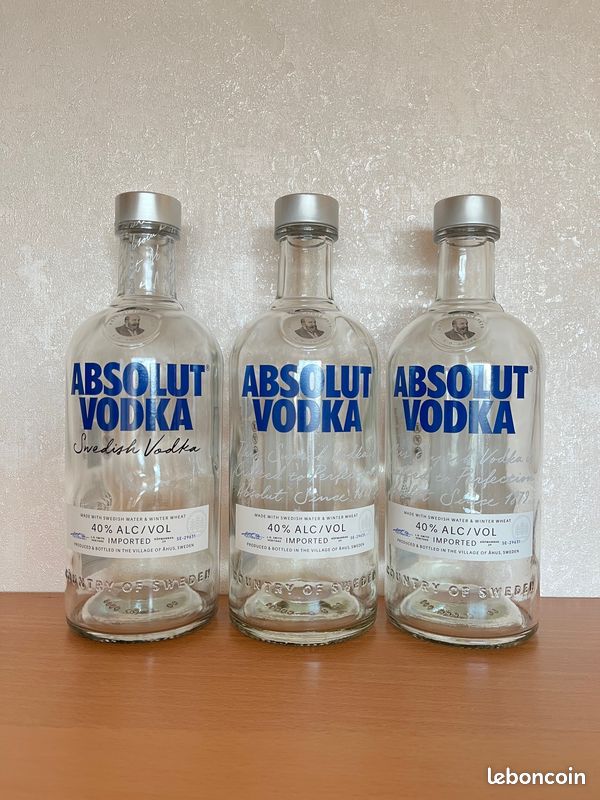 Lot 3 Bouteilles vides Sweden Vodka Absolut, bouchon solide à visser d'origine - Mariage, Banquet, Bar, Soirée privée, Décoration, Vitrine; Carafe & Pichet Restaurant; Photophore (image 2)