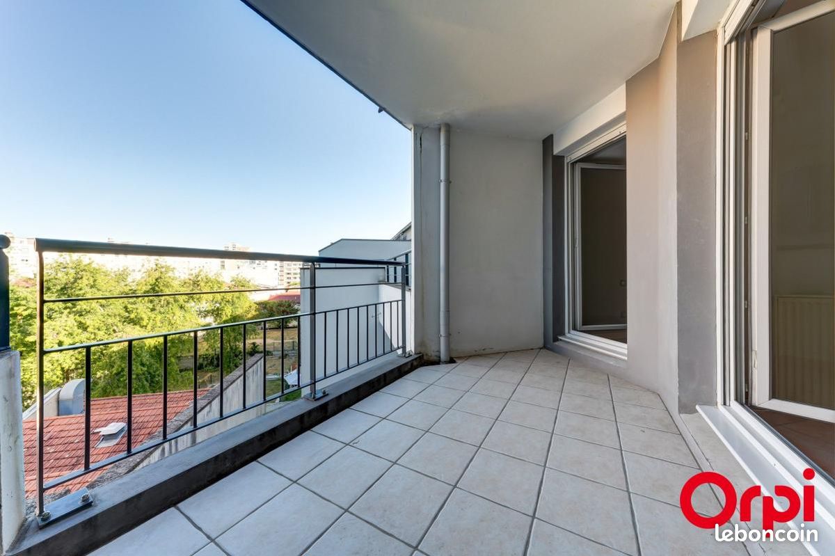 Appartement 3 pièces 65 m² · à Villeurbanne · 65 m² · 275 000 €