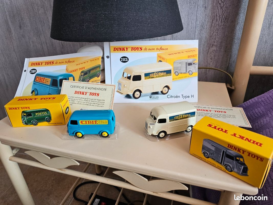 Dinky Toys Atlas Fourgon Peugeot D3A Cibie Bleu 1/43, Boîte Et Fascicule, Sans Certif