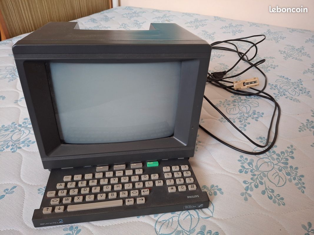 Minitel 1 phillips noir - Collection