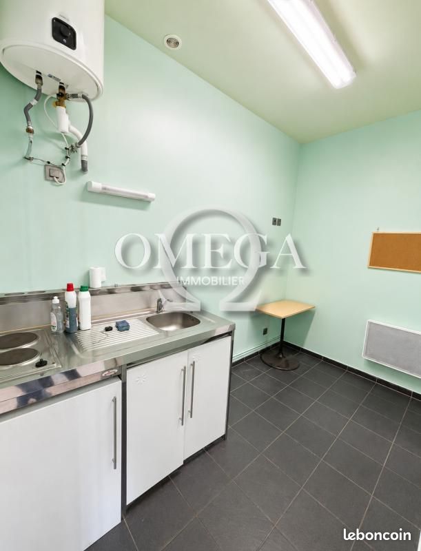 Bureaux 195 m² (image 2)
