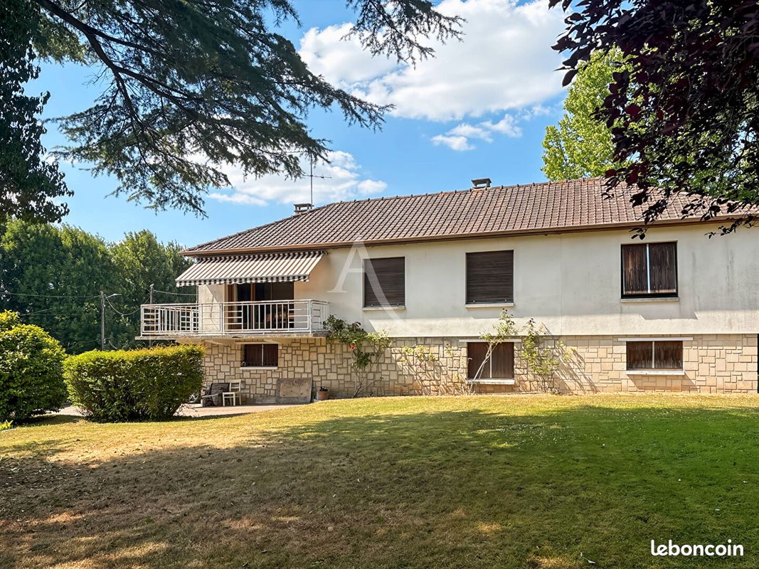 Maison 5 pièces 110 m² · à Le Mesnil-Esnard · 110 m² · 365 000 €