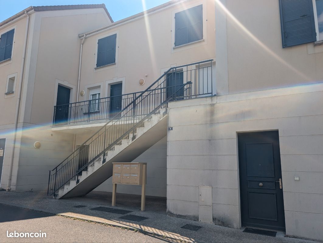 Appartement 3 pièces 56 m² · à Ballainvilliers · 55,6 m² · 240 000 €